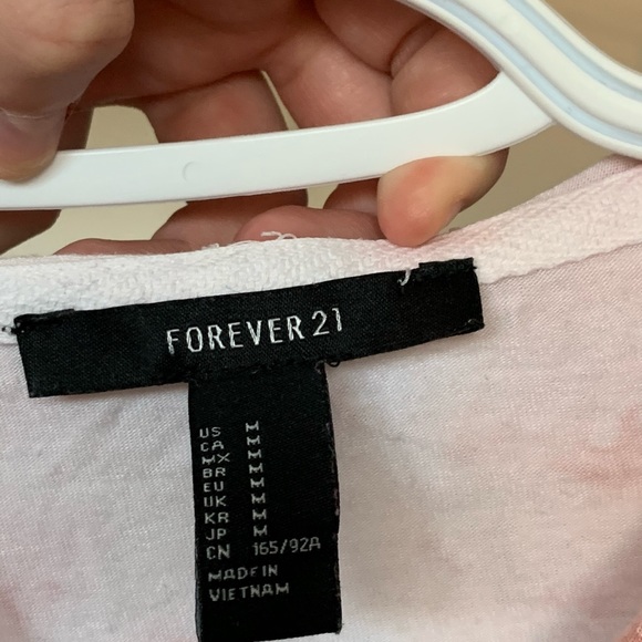 Pink and white tye dye sweater with a zipper - Picture 3 of 3